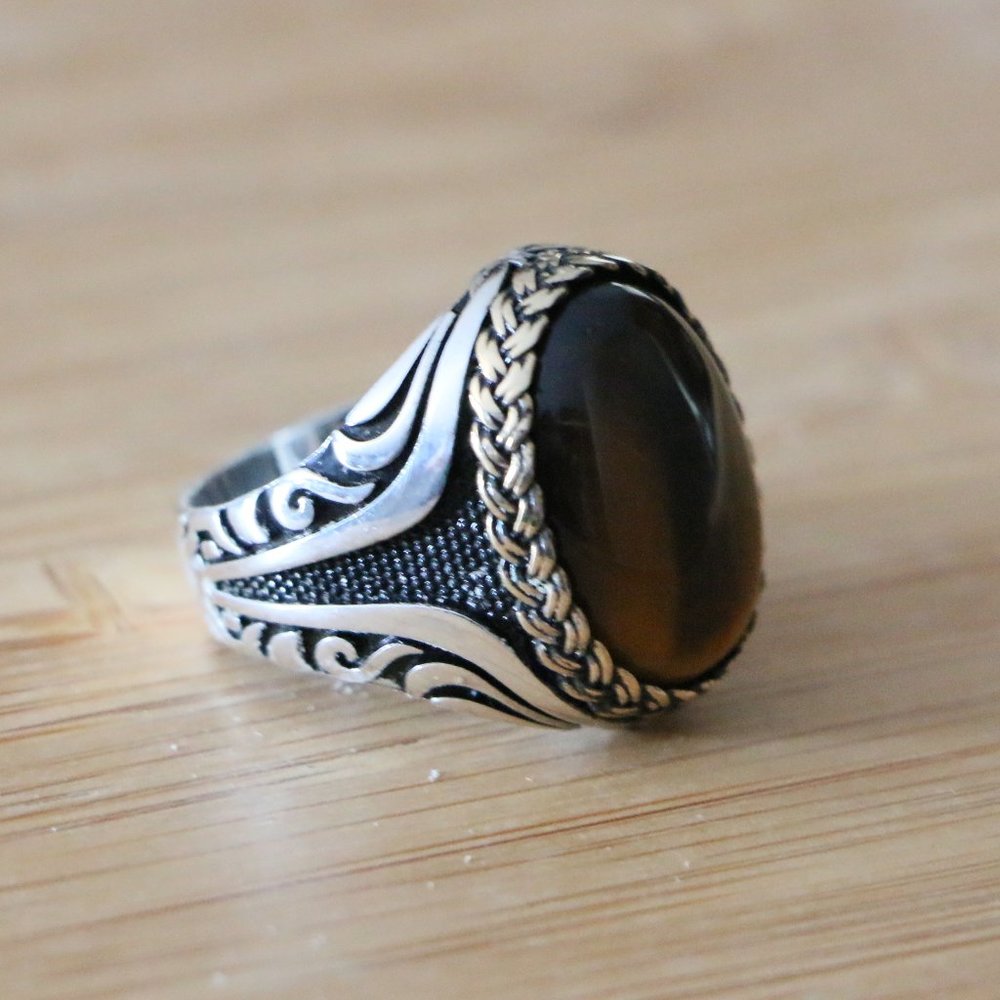 925 Sterling Silver Men's Ring with Tiger Eye - Picture 8 of 13